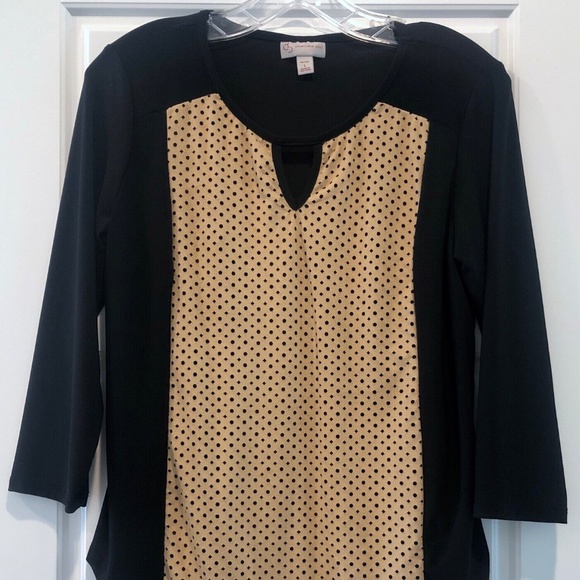 cb Established Tops - Women's cb Established 1962 Black/Tan Keyhole 3/4 Sleeve Top Size PL
